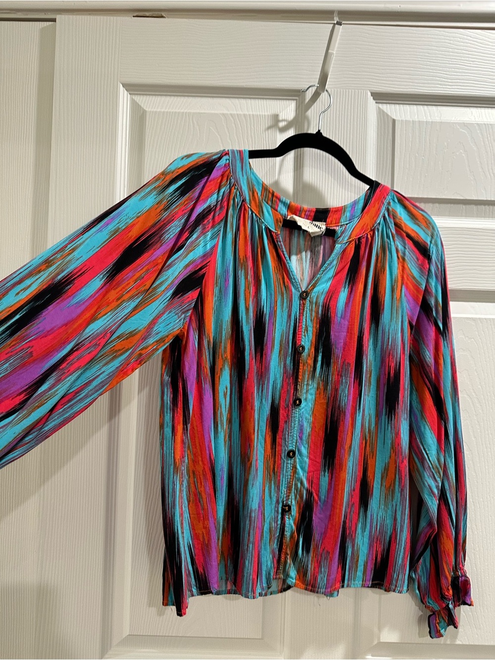 Multi-Color Button-Front Long Sleeve Blouse - Picture 3 of 4